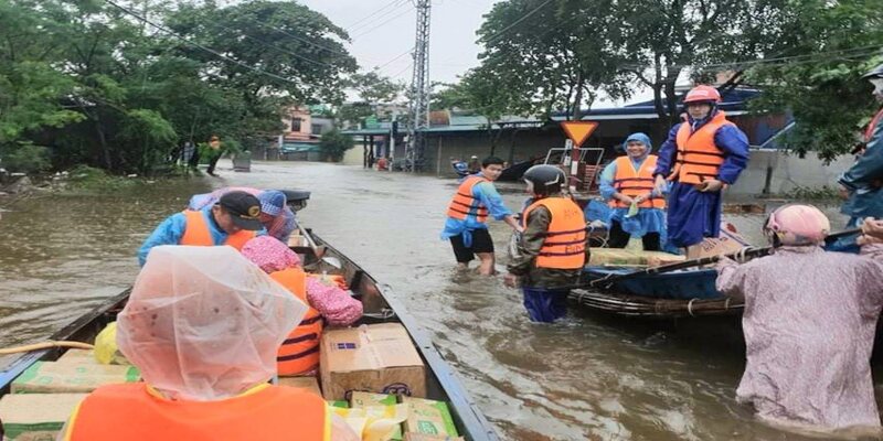 Ý nghĩa thiết thực của chuyến đi cứu trợ lũ lụt